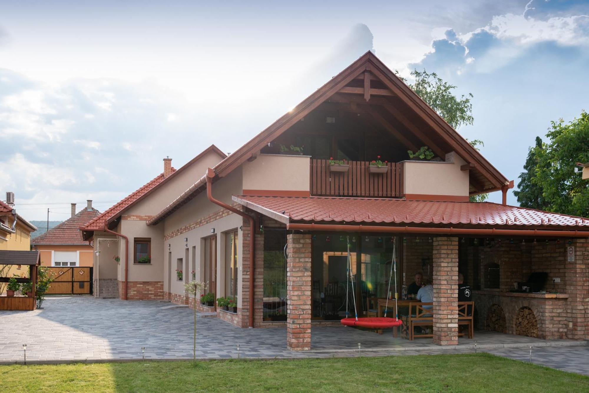 Benige Vendeghaz Hotel Demjén Exterior foto